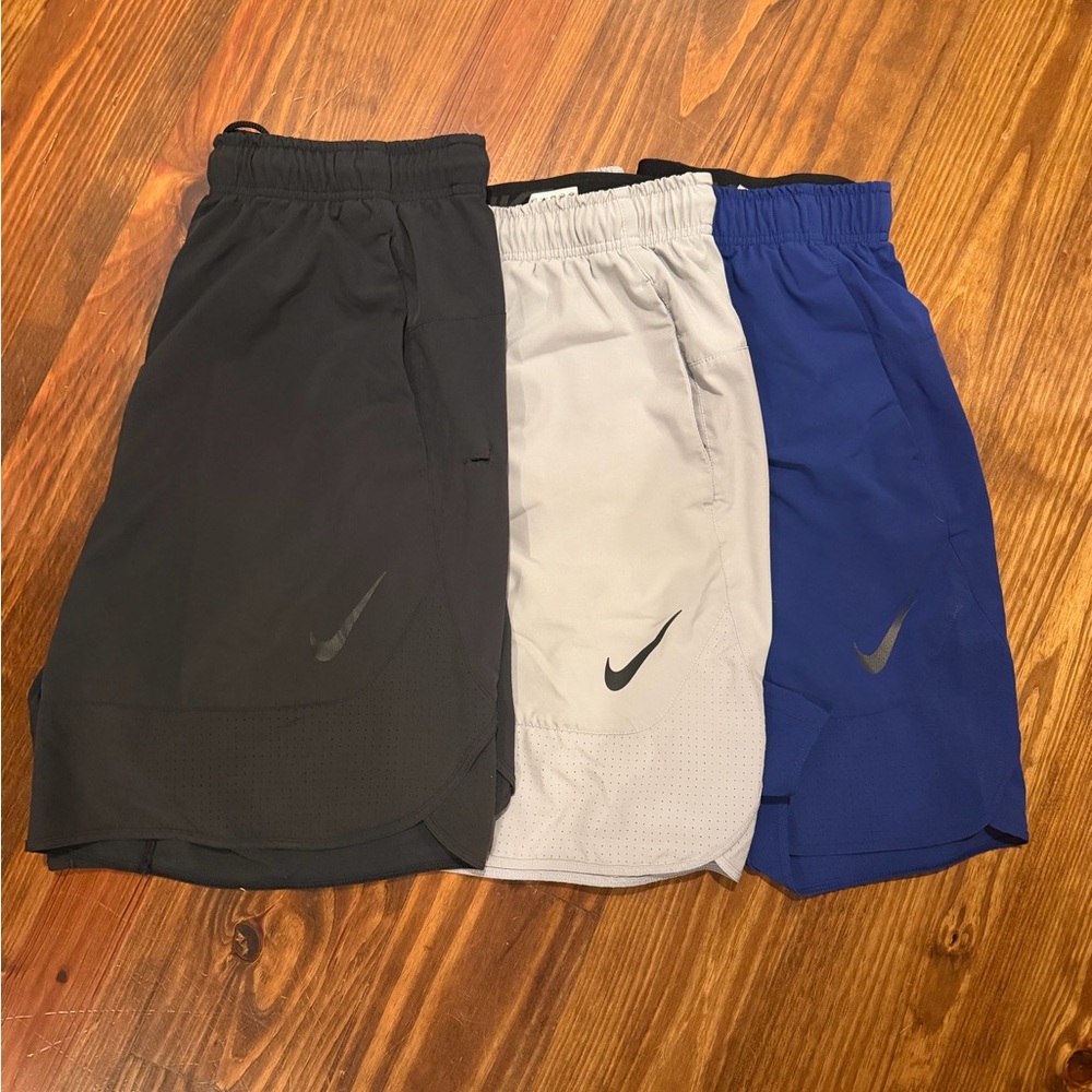 Nike Men's Athletic Shorts - Black, light Gray, and Blue, 7” inseam